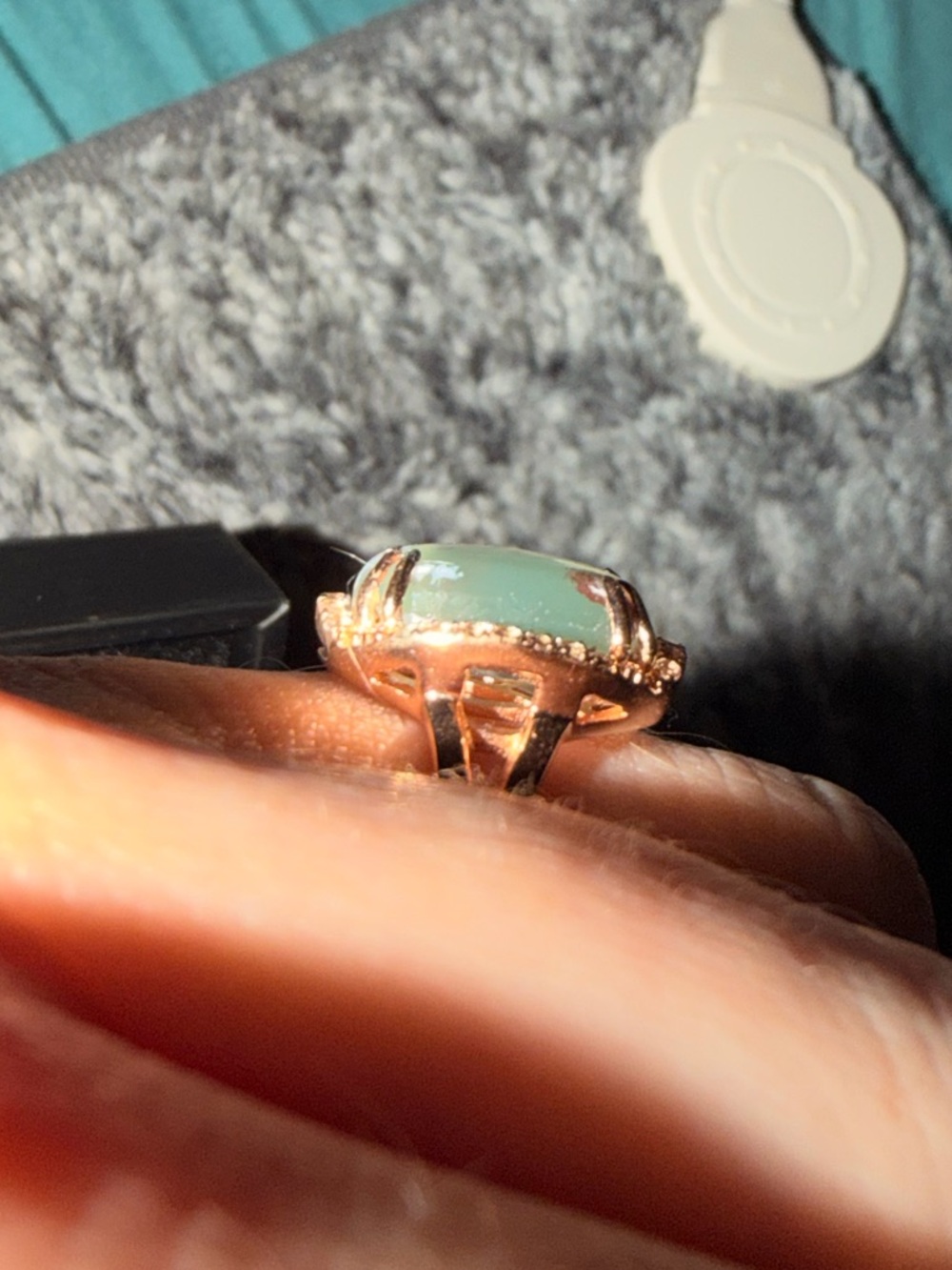 Beautiful 💜NWT ✨LeVian Rose Gold Ring with Green and Pink Stone sz 7 - Picture 4 of 11